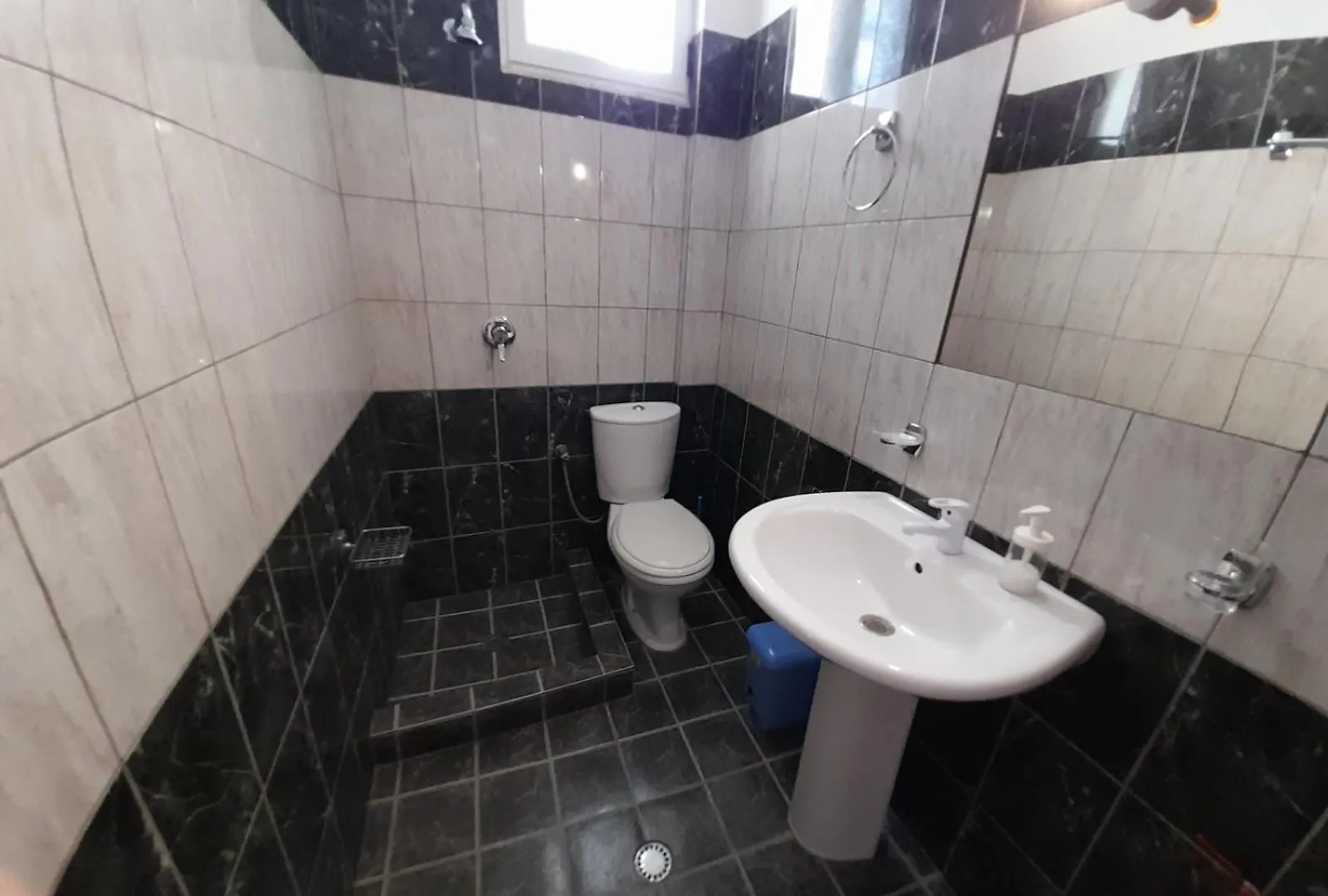 Sea View Luxury Apartments Palase Dhërmi